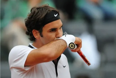 Federer2 - Copy.JPG Federer2 - Copy.JPG