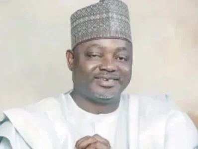 lanre.JPG lanre.JPG