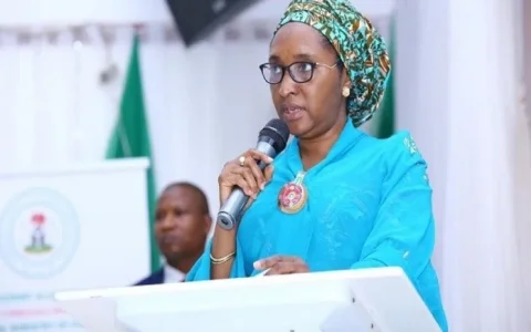 Zainab Ahmed1.jpg Zainab Ahmed1.jpg