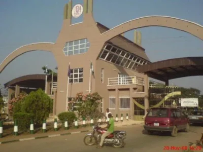 UNIBEN-MAIN-GATE.jpg UNIBEN-MAIN-GATE.jpg