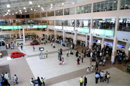 Lagos Airport.jpg Lagos Airport.jpg