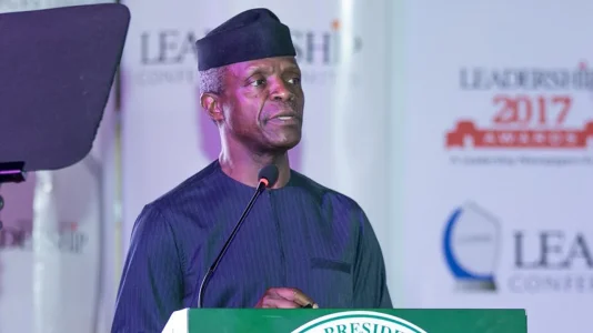 Osinbajo-Novo.jpg Osinbajo-Novo.jpg