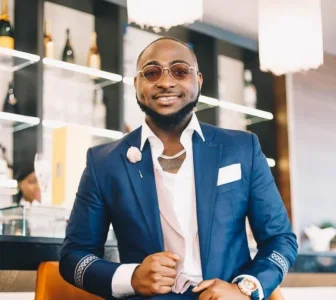 davido.jpg davido.jpg