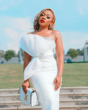Thando Thabethe.jpg Thando Thabethe.jpg