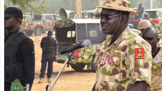 buratai.JPG buratai.JPG