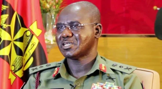 tukur-buratai.jpg tukur-buratai.jpg