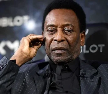 pele.JPG pele.JPG