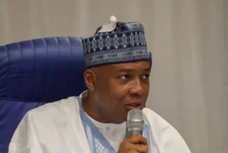 saraki.JPG saraki.JPG