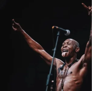Seun-Kuti.png Seun-Kuti.png