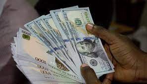 Nigerian Naira Gains Ground Against Dollar as Central Bank Tackles FX Backlog