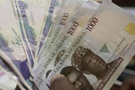 Nigerian Naira Falls to N1,165/$ at Parallel Market, Sparking Economic Concerns