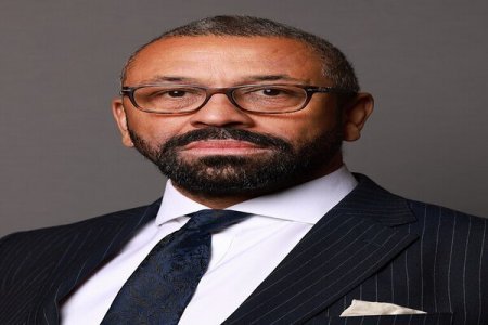 James_Cleverly_Official_Cabinet_Portrait,_November_2023_(cropped) (1).jpg