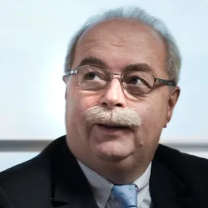 christophe.jpg christophe.jpg