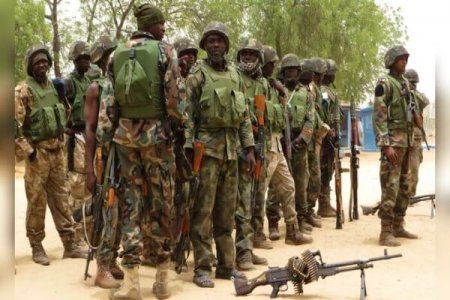 nigerian troops (2).jpg