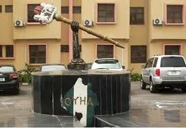 oyo.jpe oyo.jpe