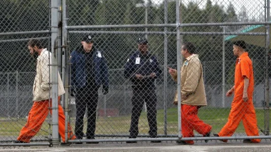 inmates.jpg inmates.jpg
