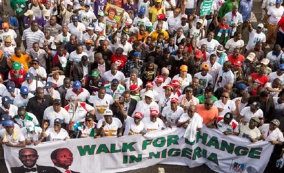 buhari-walk.jpg buhari-walk.jpg