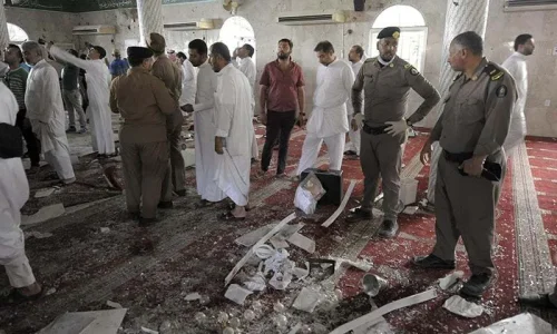 saudiMosqu.jpg saudiMosqu.jpg