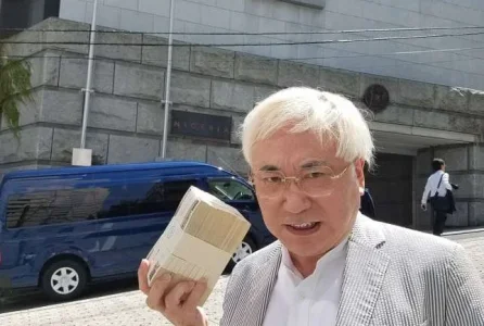 Katsuya-Takasu--644x434.jpg Katsuya-Takasu--644x434.jpg