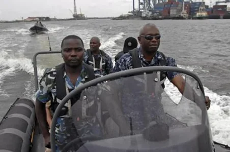 sea pirates navy.jpg sea pirates navy.jpg