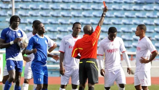nigerian league refs.jpg nigerian league refs.jpg