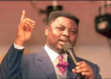 ashimolowo.JPG ashimolowo.JPG
