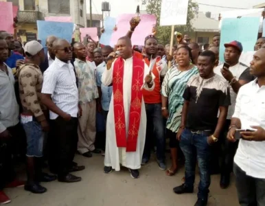 catholicProtest.jpg catholicProtest.jpg
