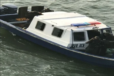 doctor jumps into lagos lagoon.PNG doctor jumps into lagos lagoon.PNG