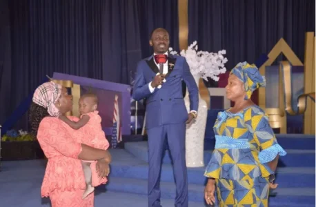 otobo's mum 3.PNG otobo's mum 3.PNG