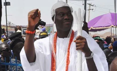 ooni of ife b.jpg ooni of ife b.jpg