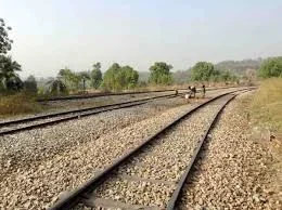 rail tracks.jpg