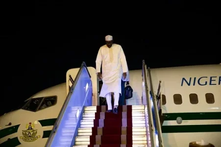 President Buhari Is Homesick, To Return In 2 Weeks